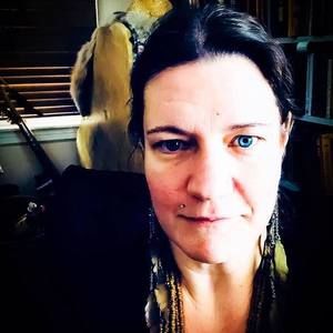 Meet your Posher, Christine